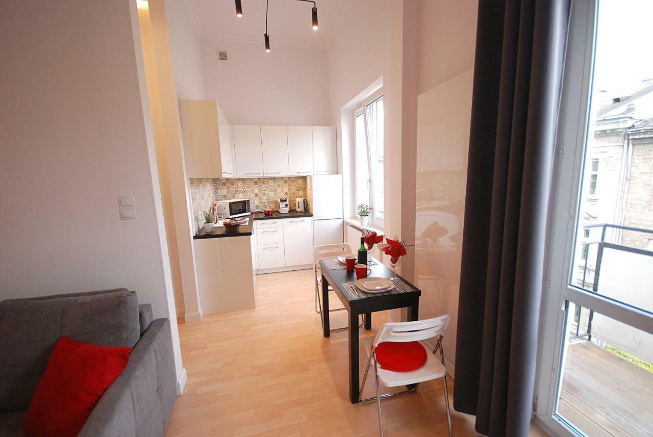 Nowy Apartament Wilcza Warszawa Exteriör bild