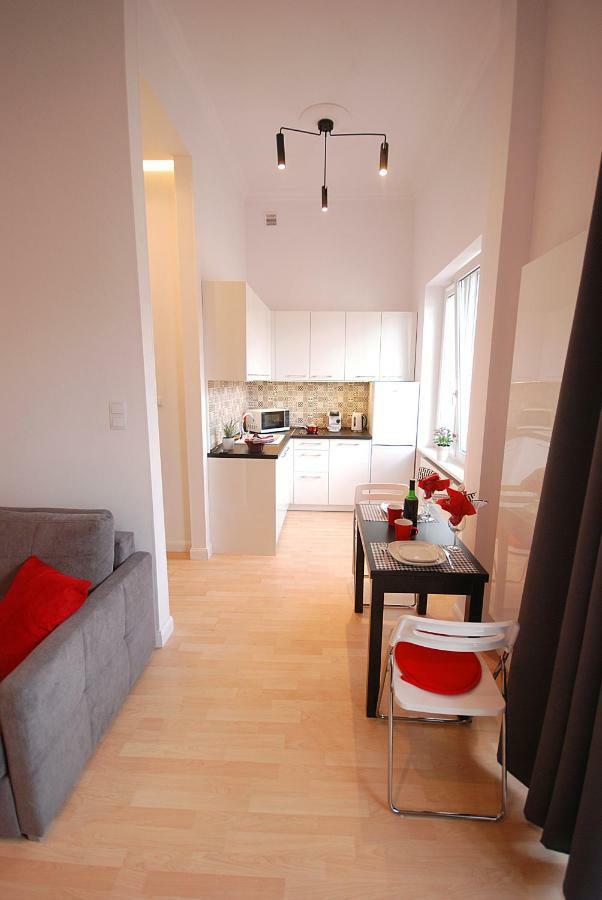 Nowy Apartament Wilcza Warszawa Exteriör bild